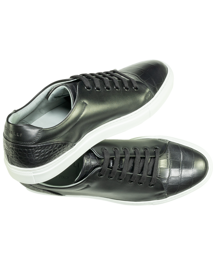 Baskets en cuir